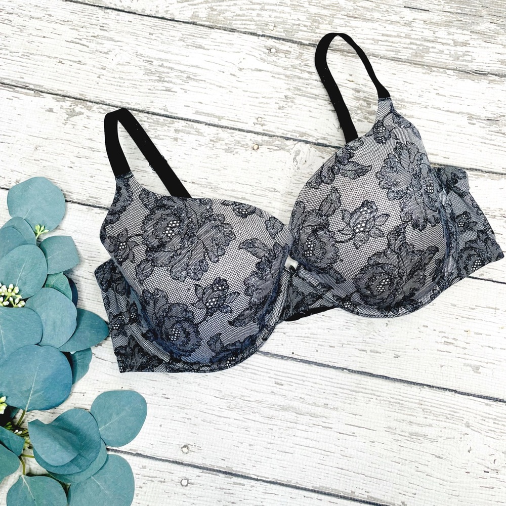 Victoria’s Secret Dream Angels Floral Lace Lined Demi Bra